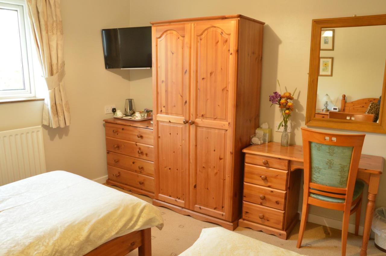 Bed and Breakfast Bryn Hebog Carmarthen Exteriér fotografie